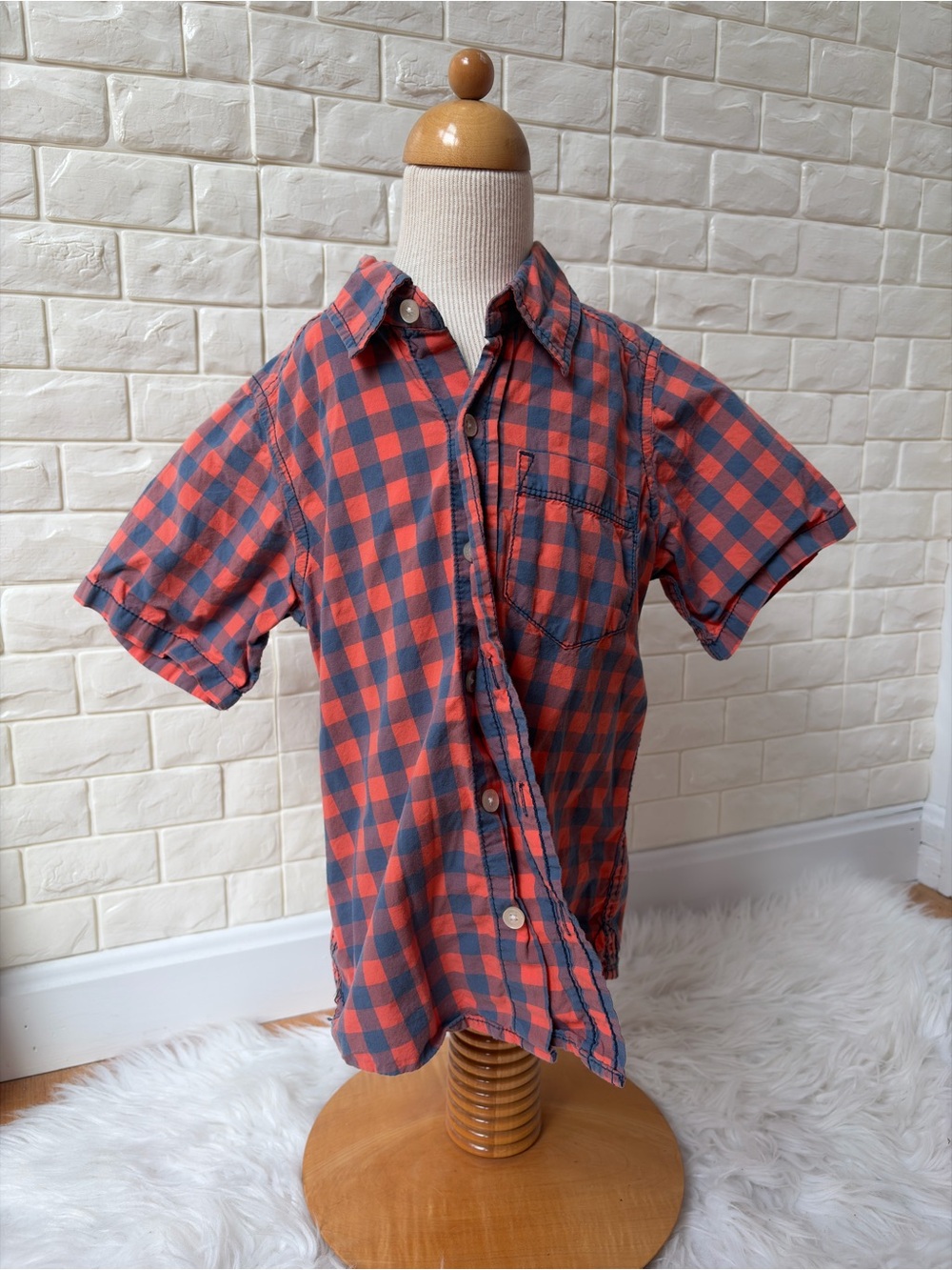 OshKosh B'gosh Red and Navy Check Short-Sleeve Button Down Shirt